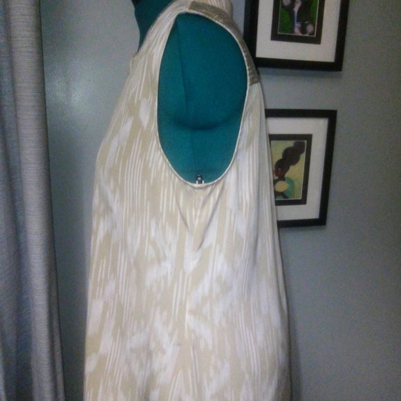 Chico’s Abstract Print Sleeveless Blouse Sz 2 - Picture 7 of 13